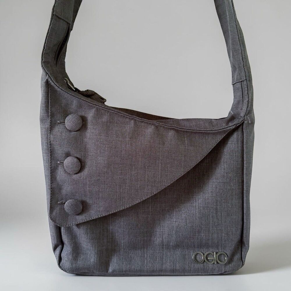 Ogio Gray Grey Womens Brooklyn Tablet Crossbody Purse Bag Button Accents Zip